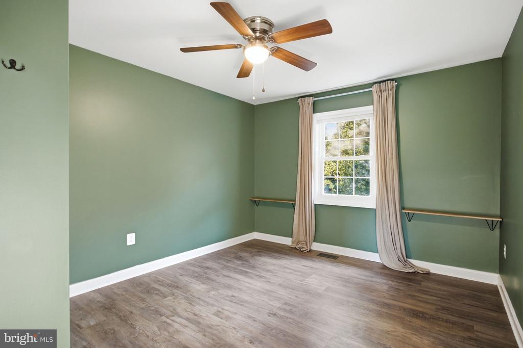8650 POINT OF WOODS DRIVE