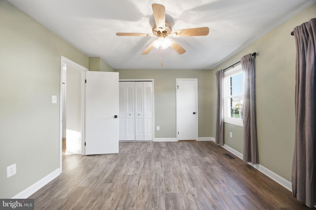 8650 POINT OF WOODS DRIVE