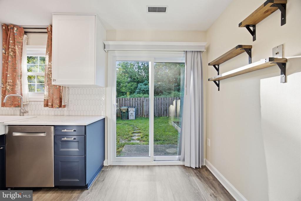 8650 POINT OF WOODS DRIVE