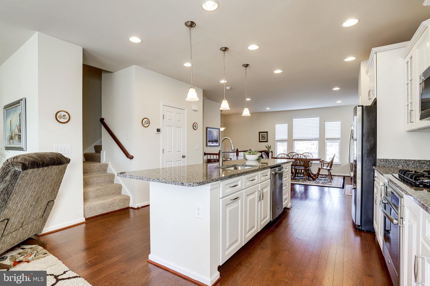 9077 ALEXANDER WAY