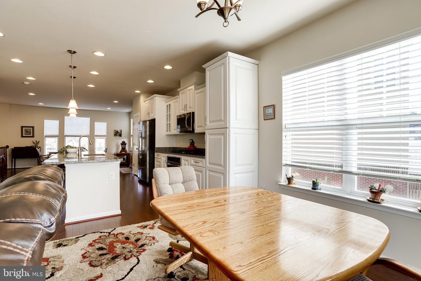 9077 ALEXANDER WAY