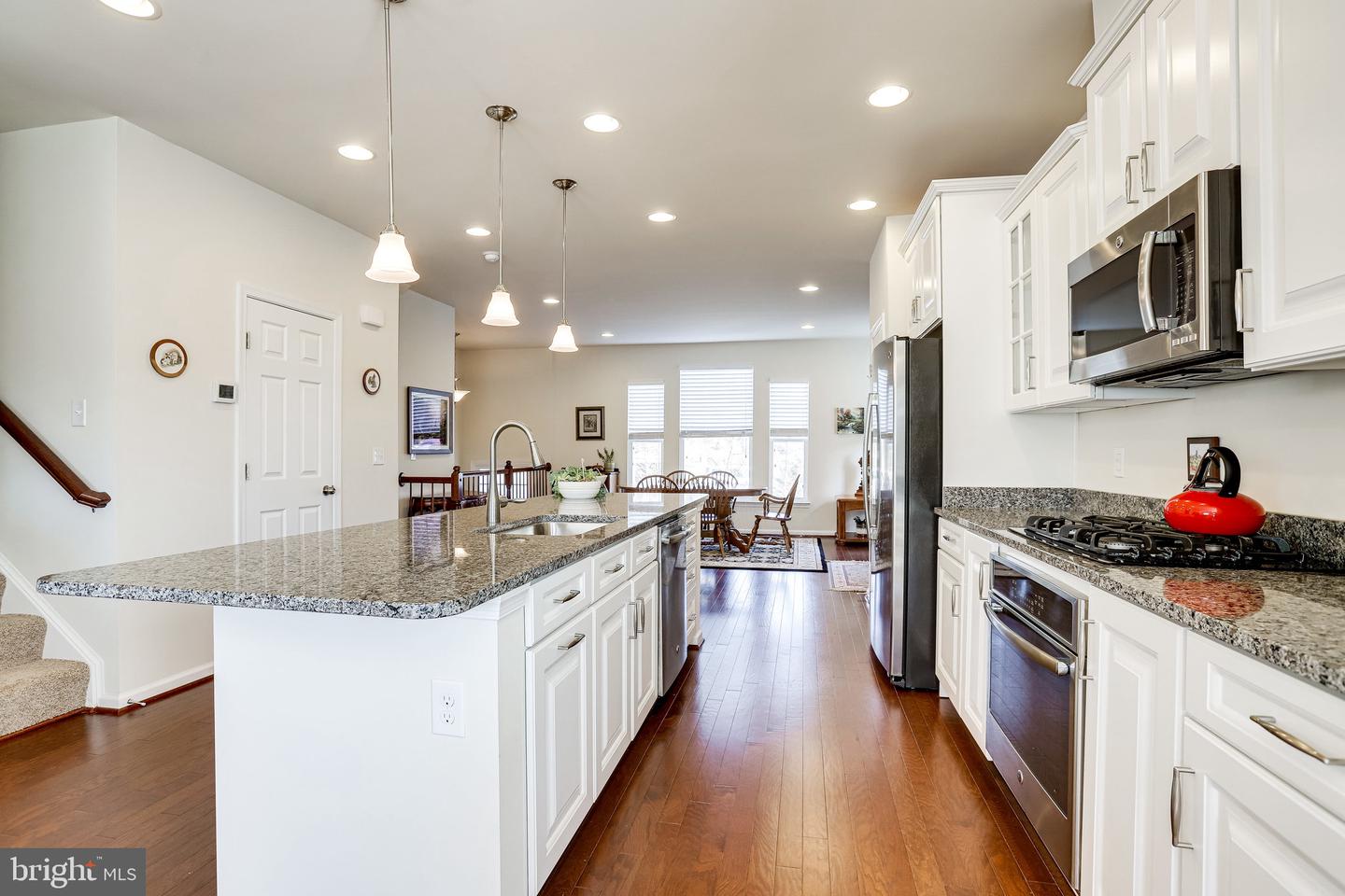 9077 ALEXANDER WAY