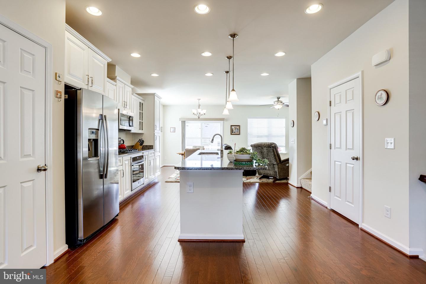 9077 ALEXANDER WAY