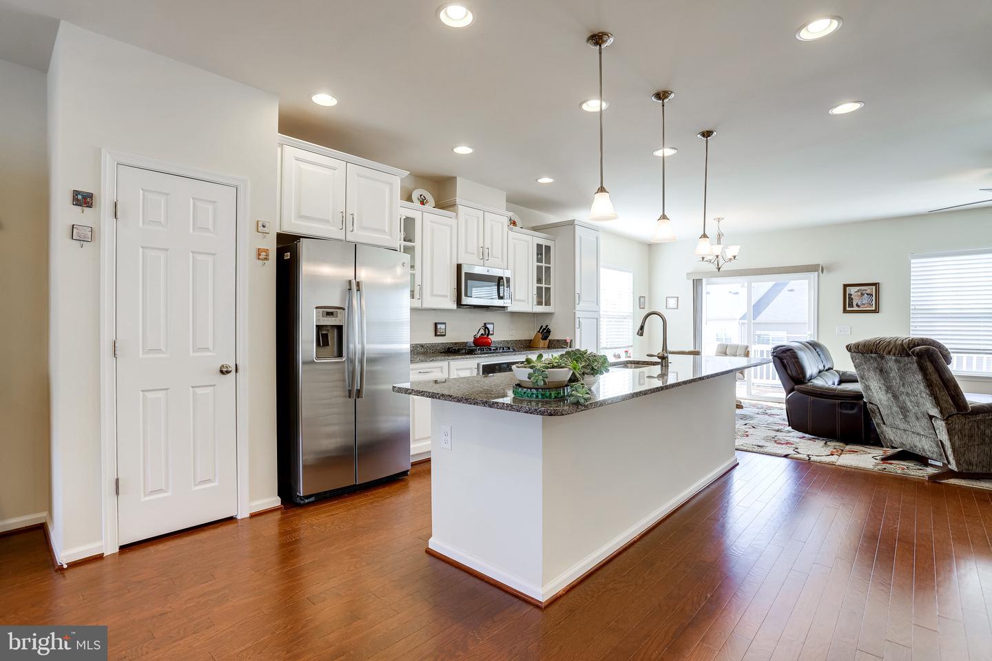 9077 ALEXANDER WAY