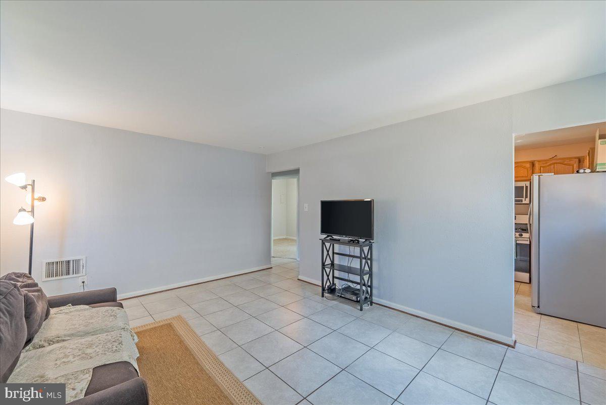 251 KENT DRIVE