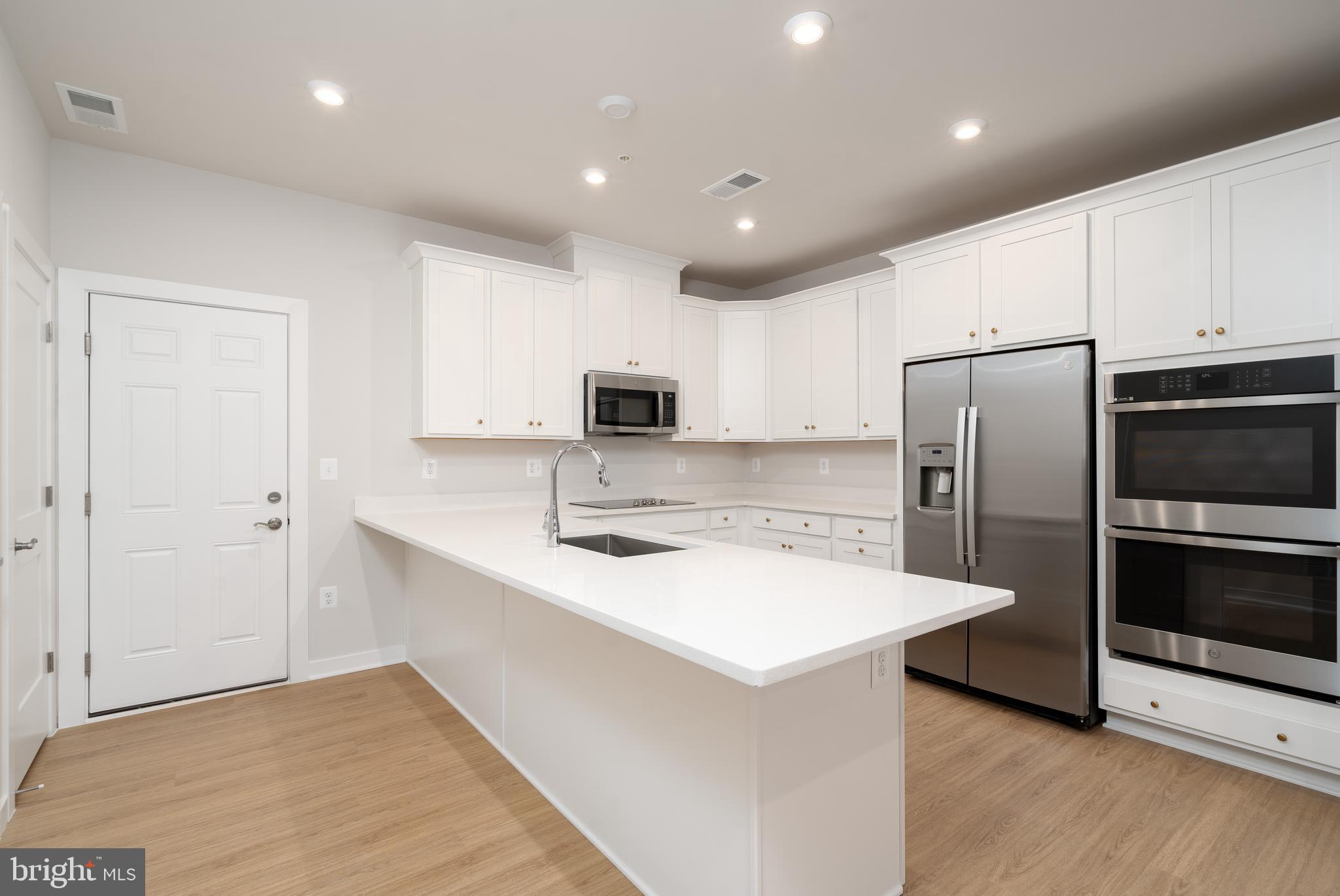 717 Thomas Lane Unit: A