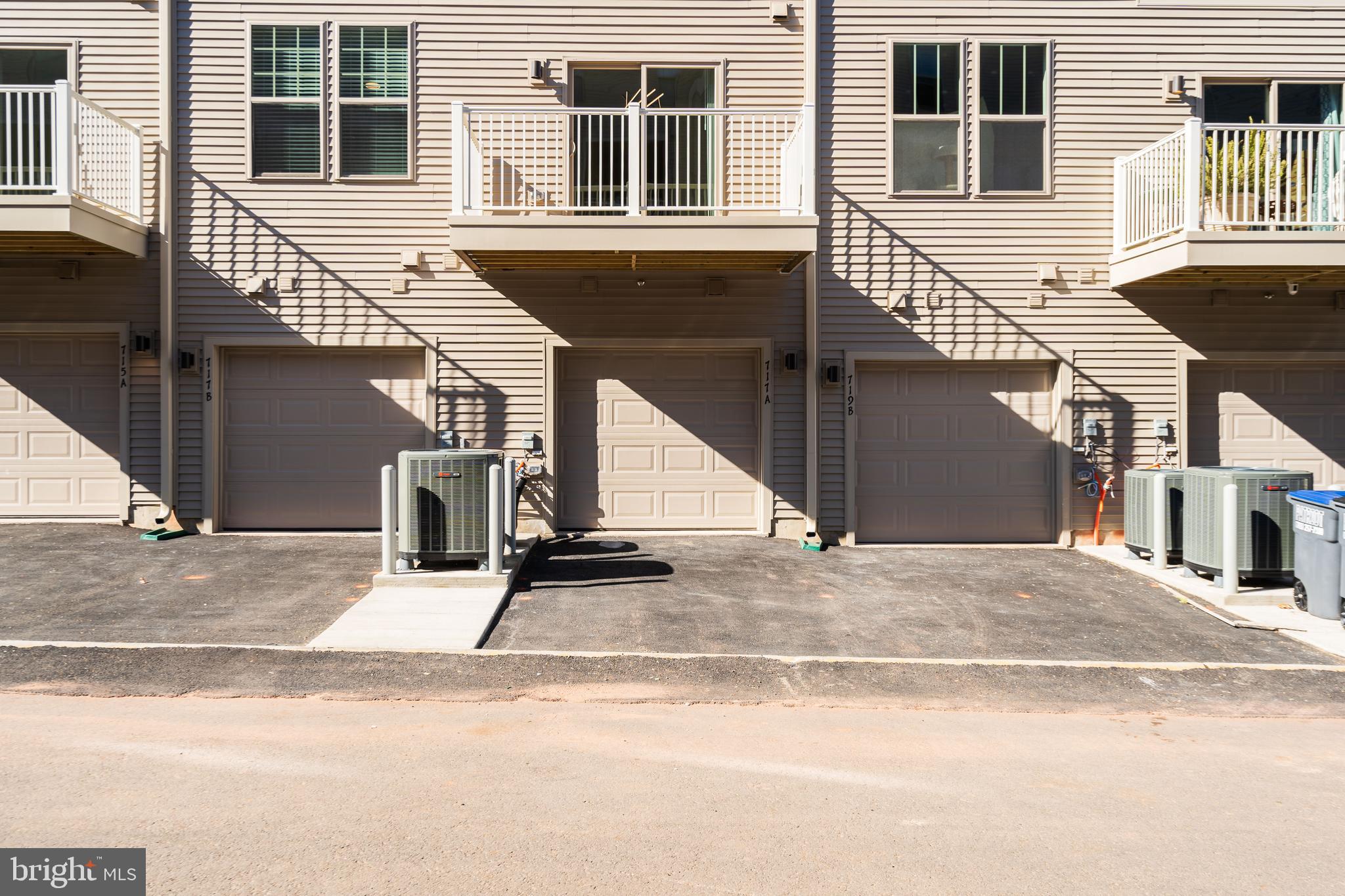 717 Thomas Lane Unit: A