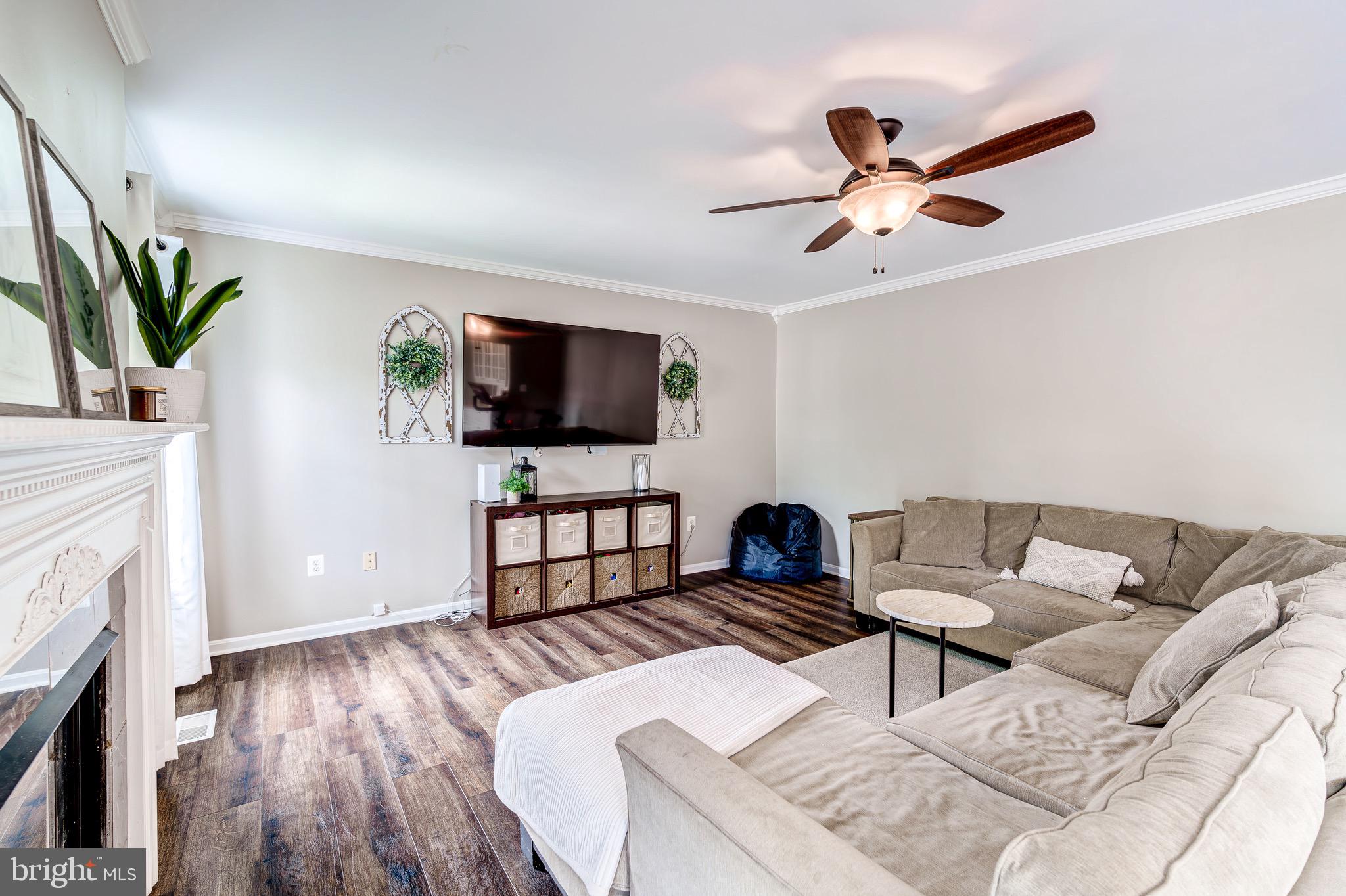 9403 Sonia Ct