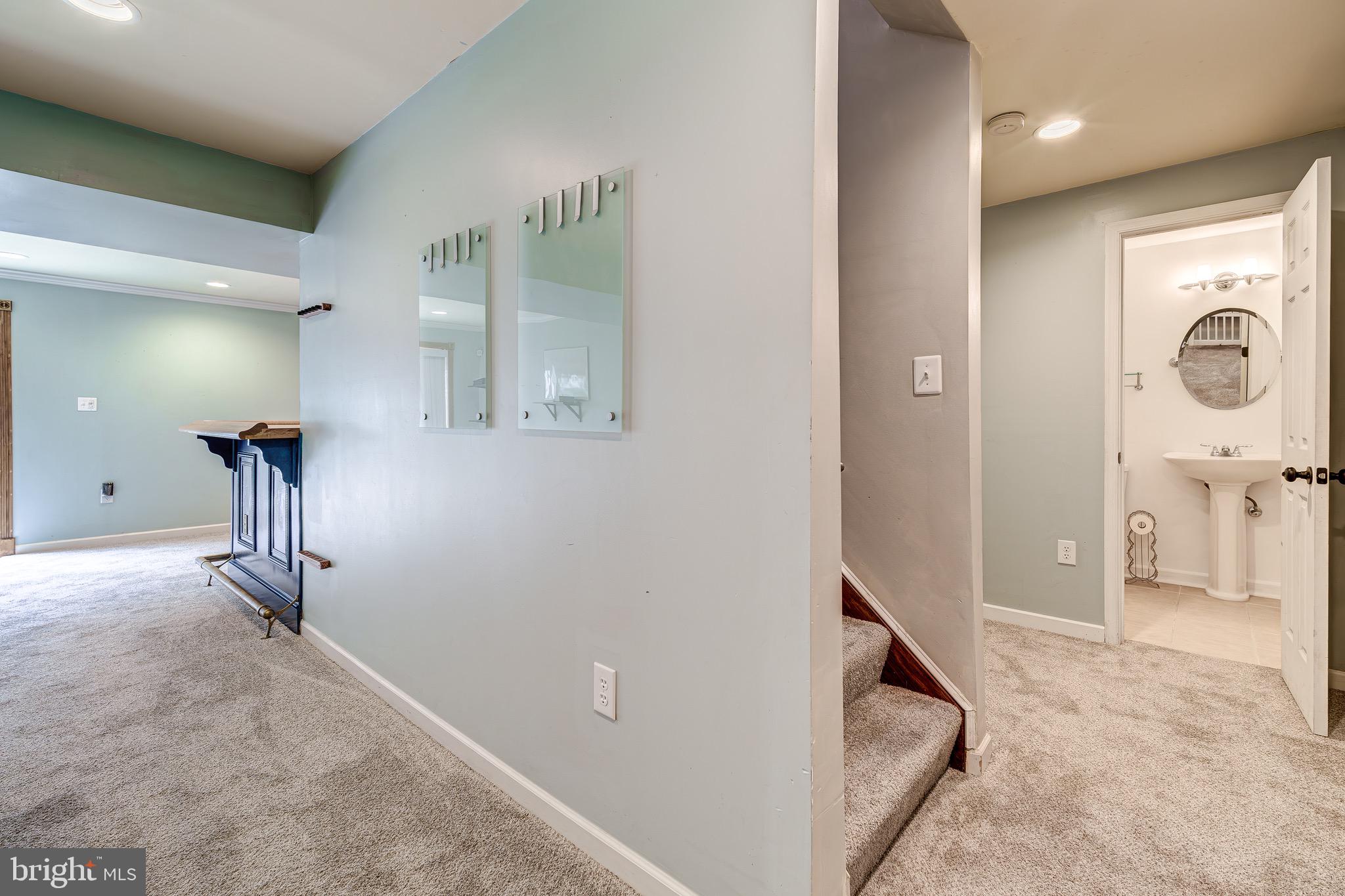 9403 Sonia Ct