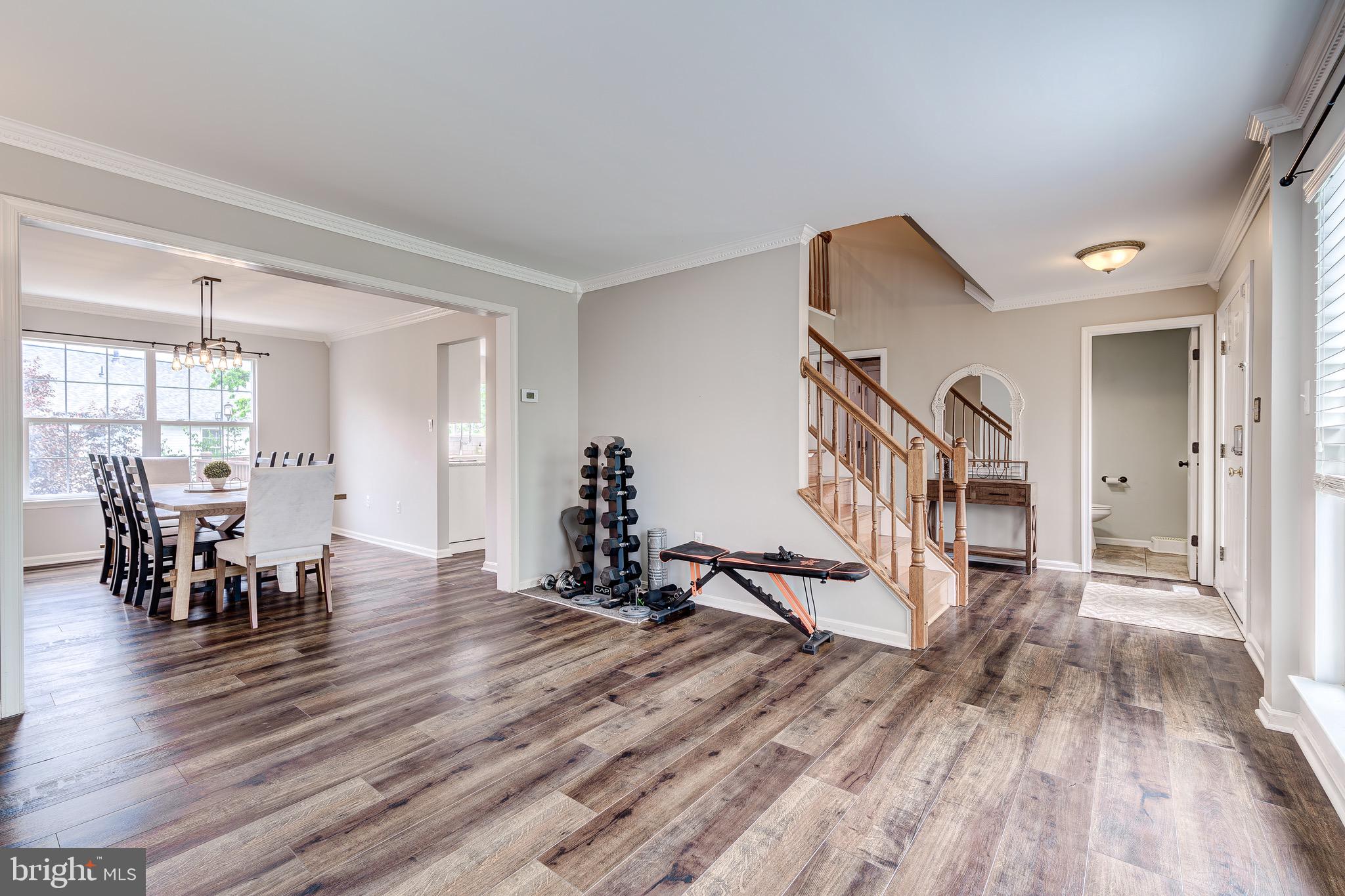 9403 Sonia Ct