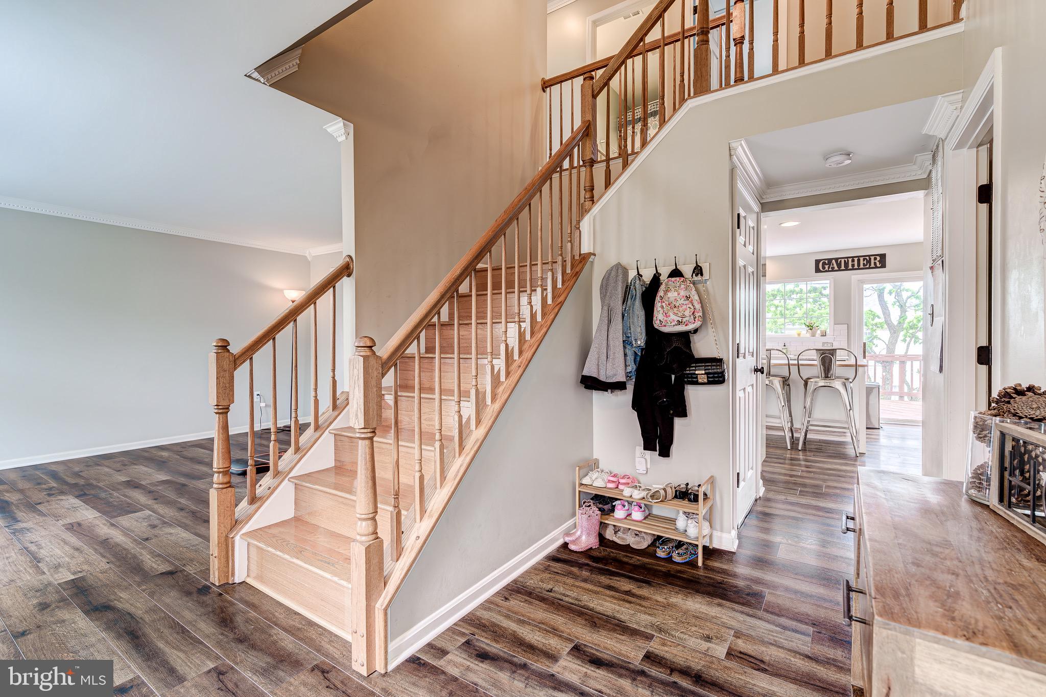 9403 Sonia Ct