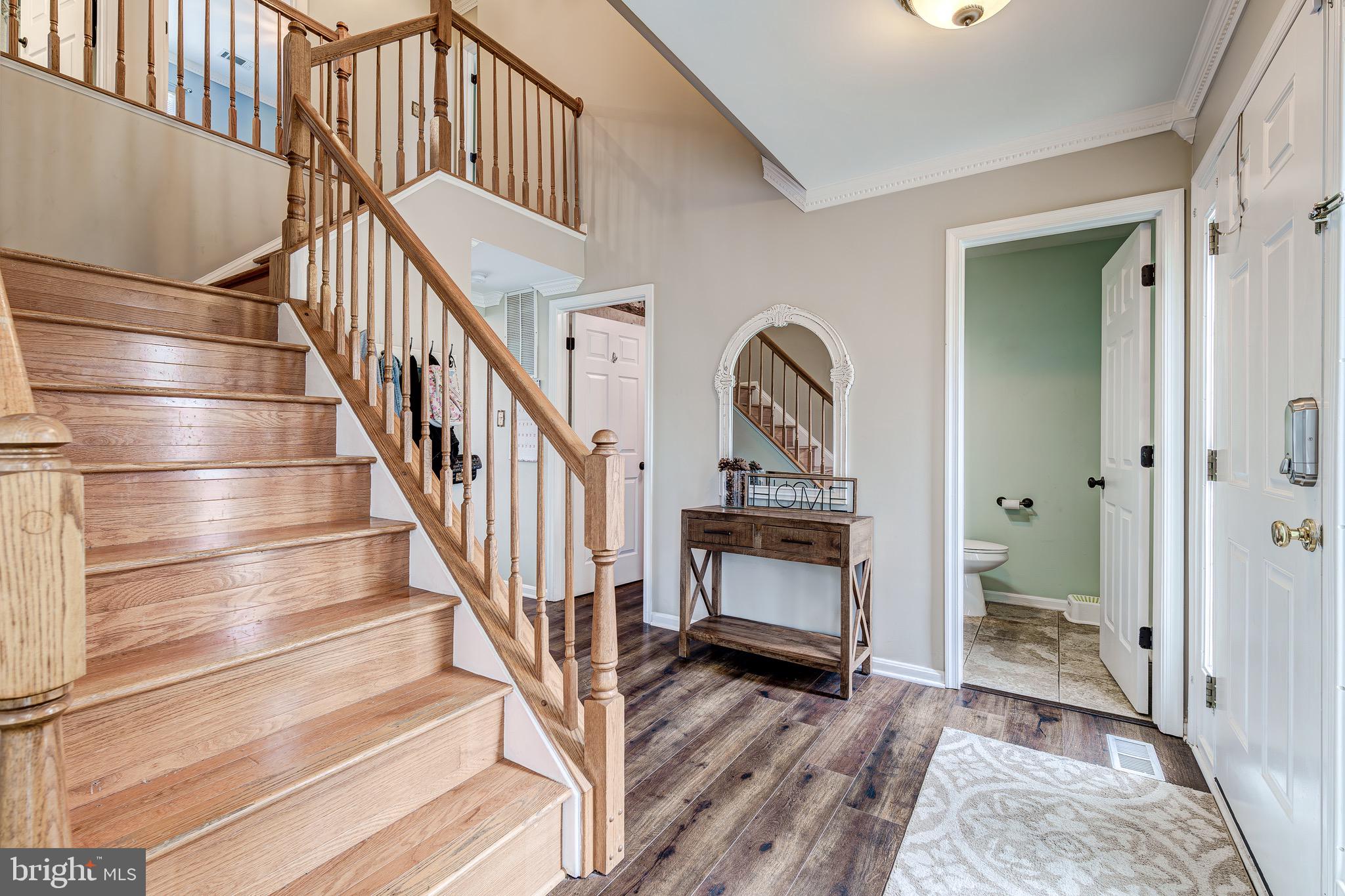 9403 Sonia Ct