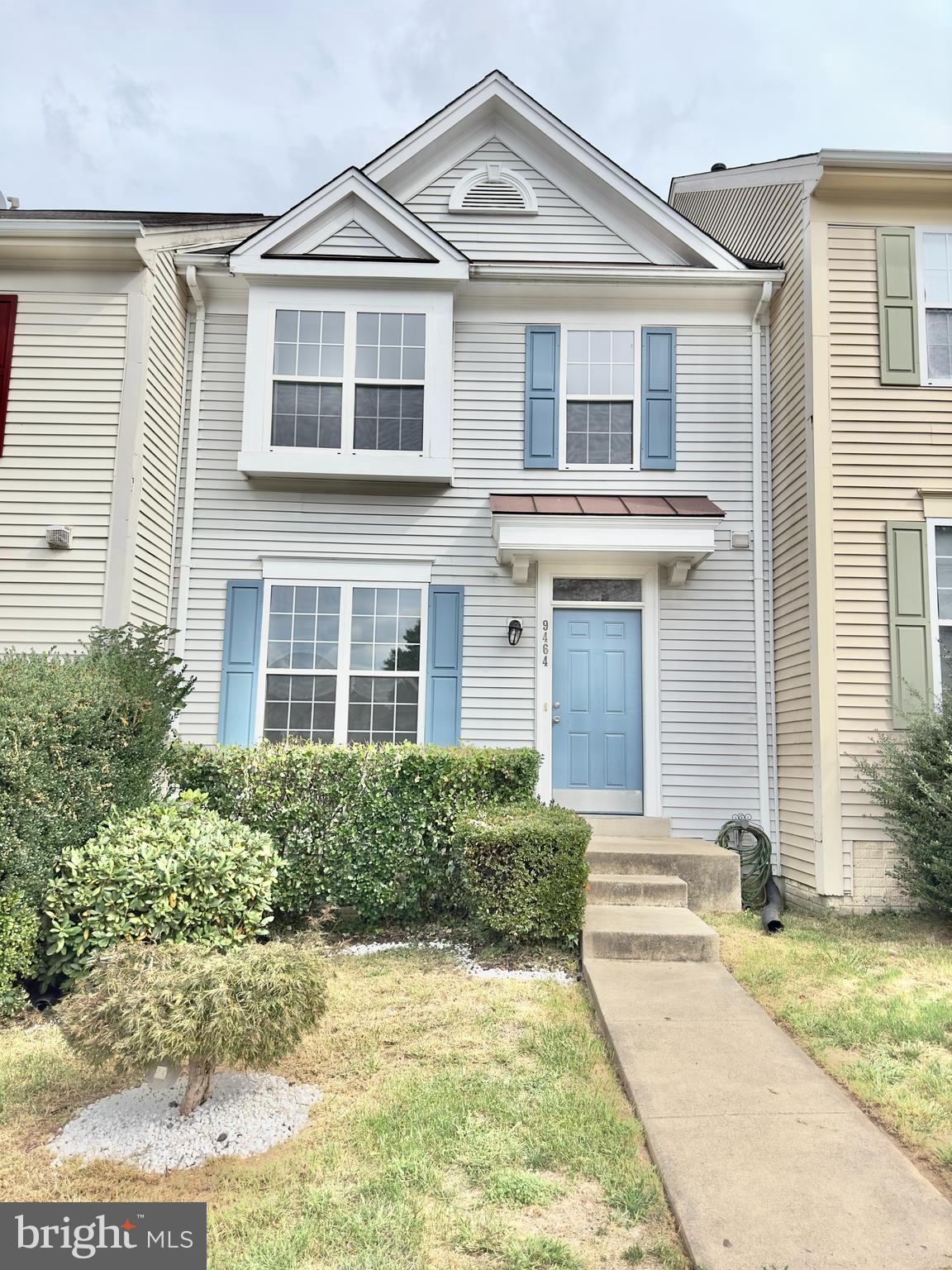 9464 BLACK HAWK CT