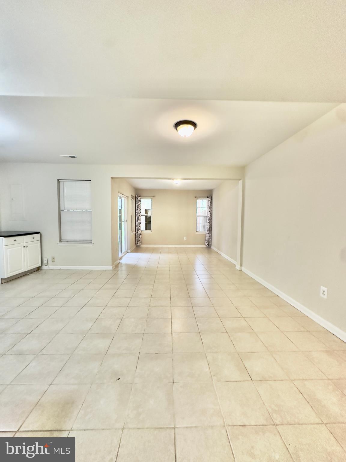 9464 BLACK HAWK CT