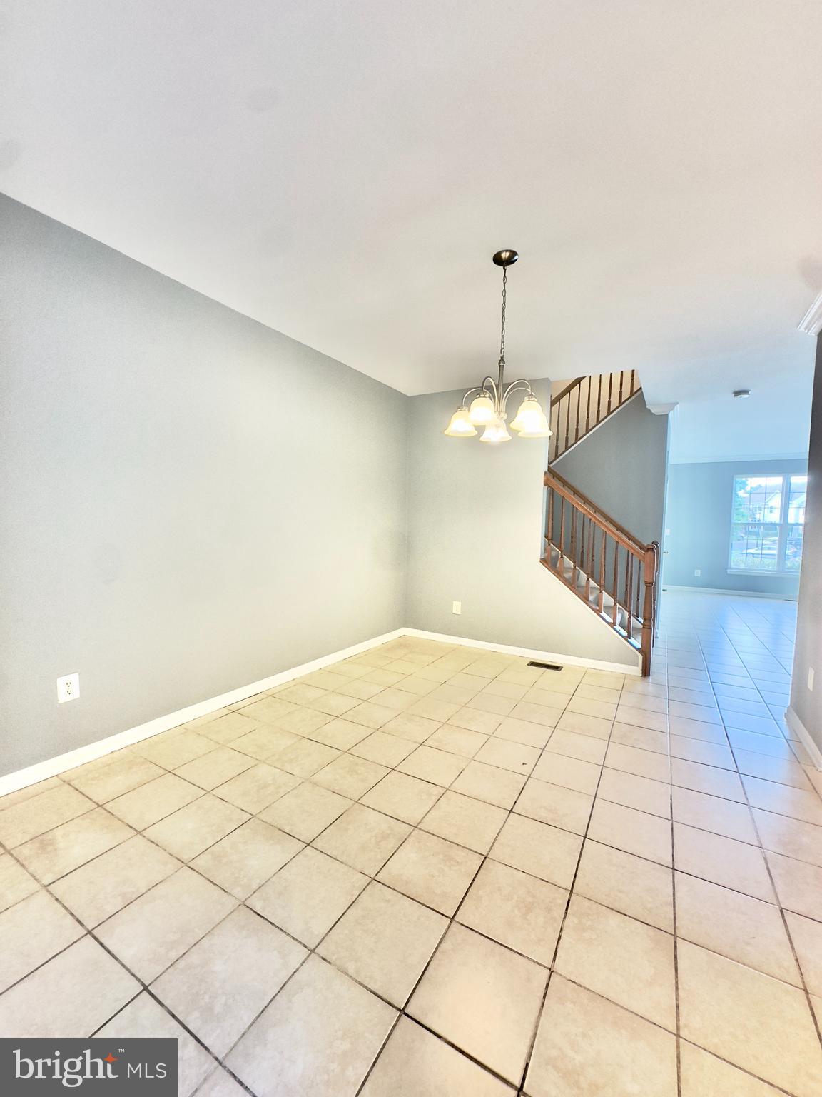 9464 BLACK HAWK CT