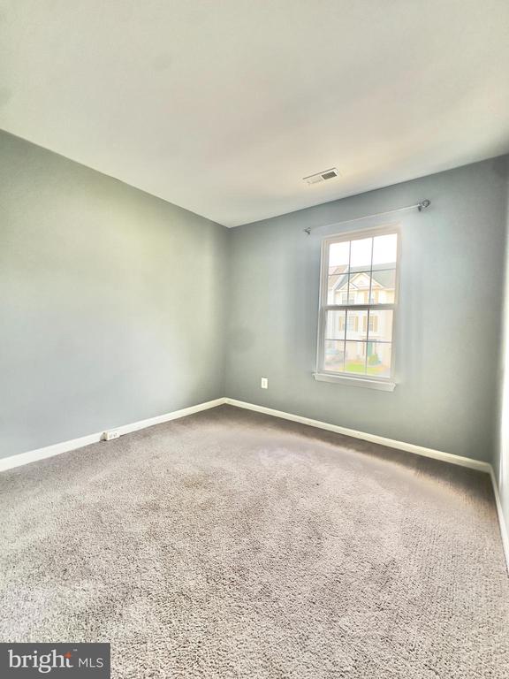 9464 BLACK HAWK CT