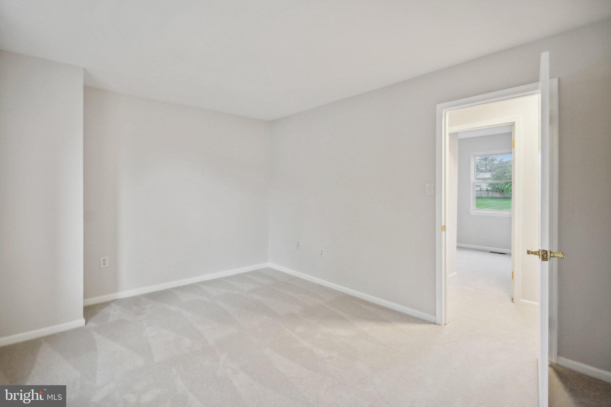 8301 Sunnyside Ct