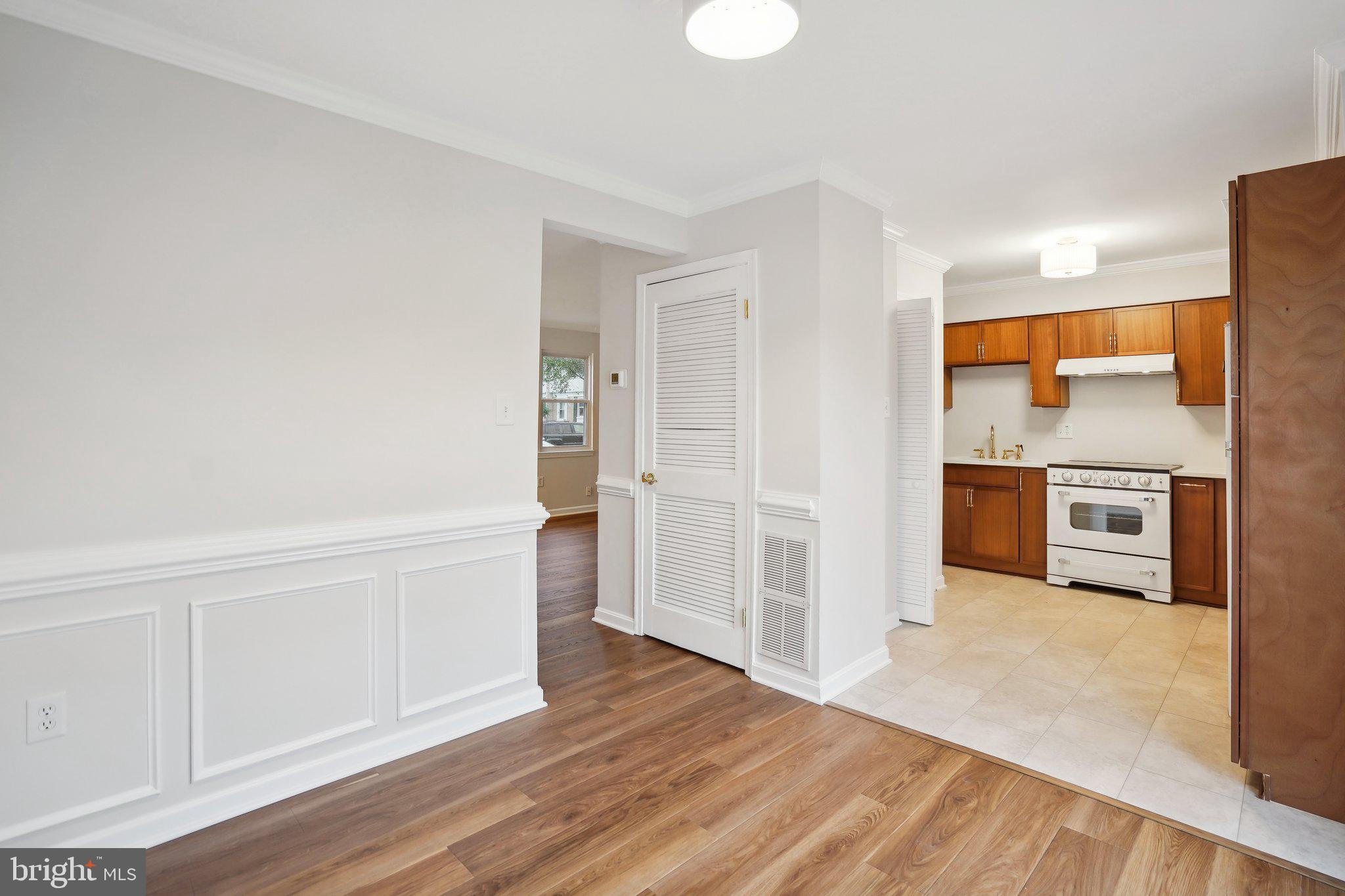 8301 Sunnyside Ct