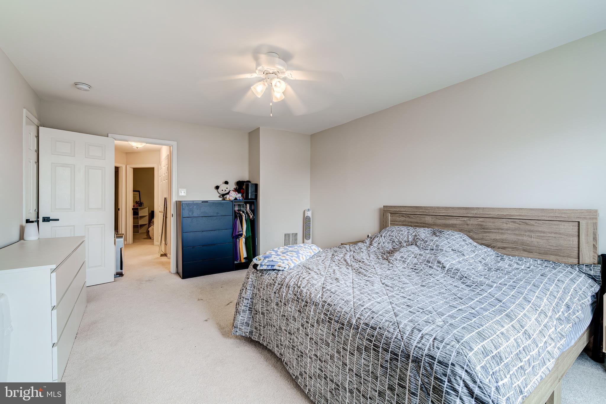 9433 Lanae Ln