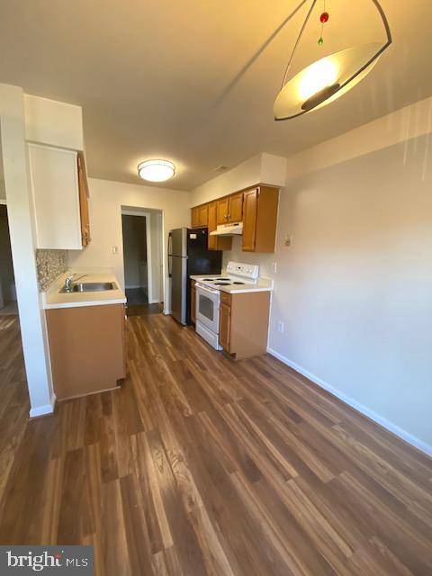 319 MOSEBY COURT E