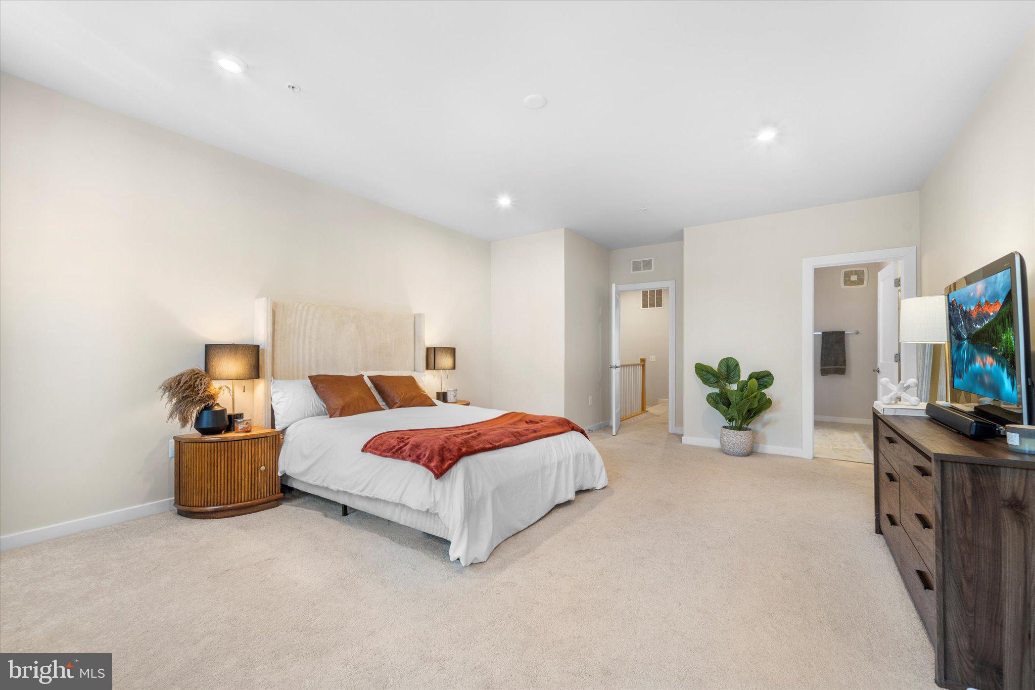 203 PARK CENTRAL TERRACE