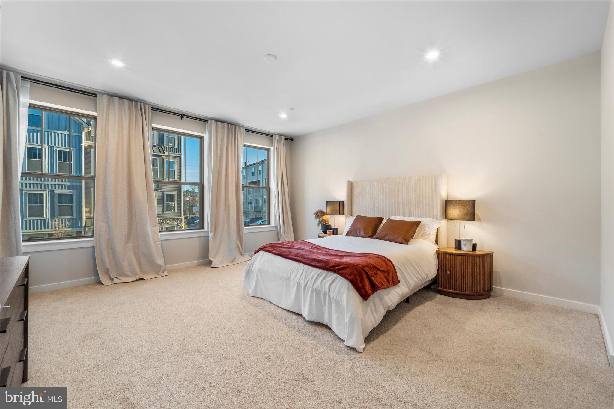 203 PARK CENTRAL TERRACE