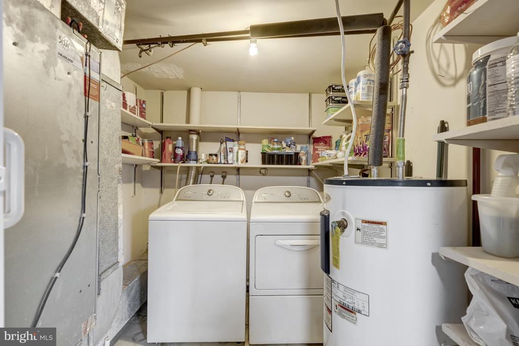 8667 MADERA COURT