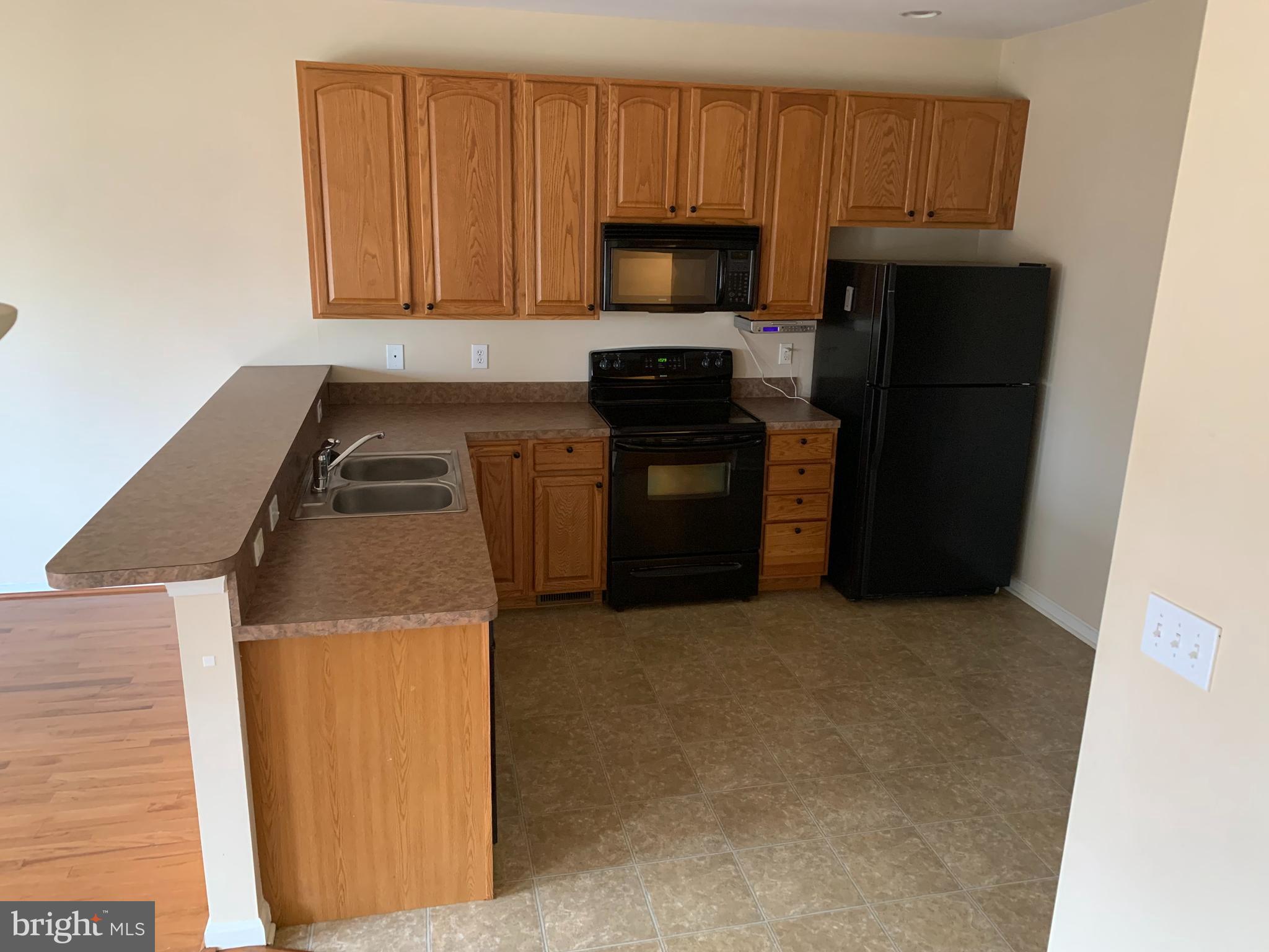 35152 Sara COURT