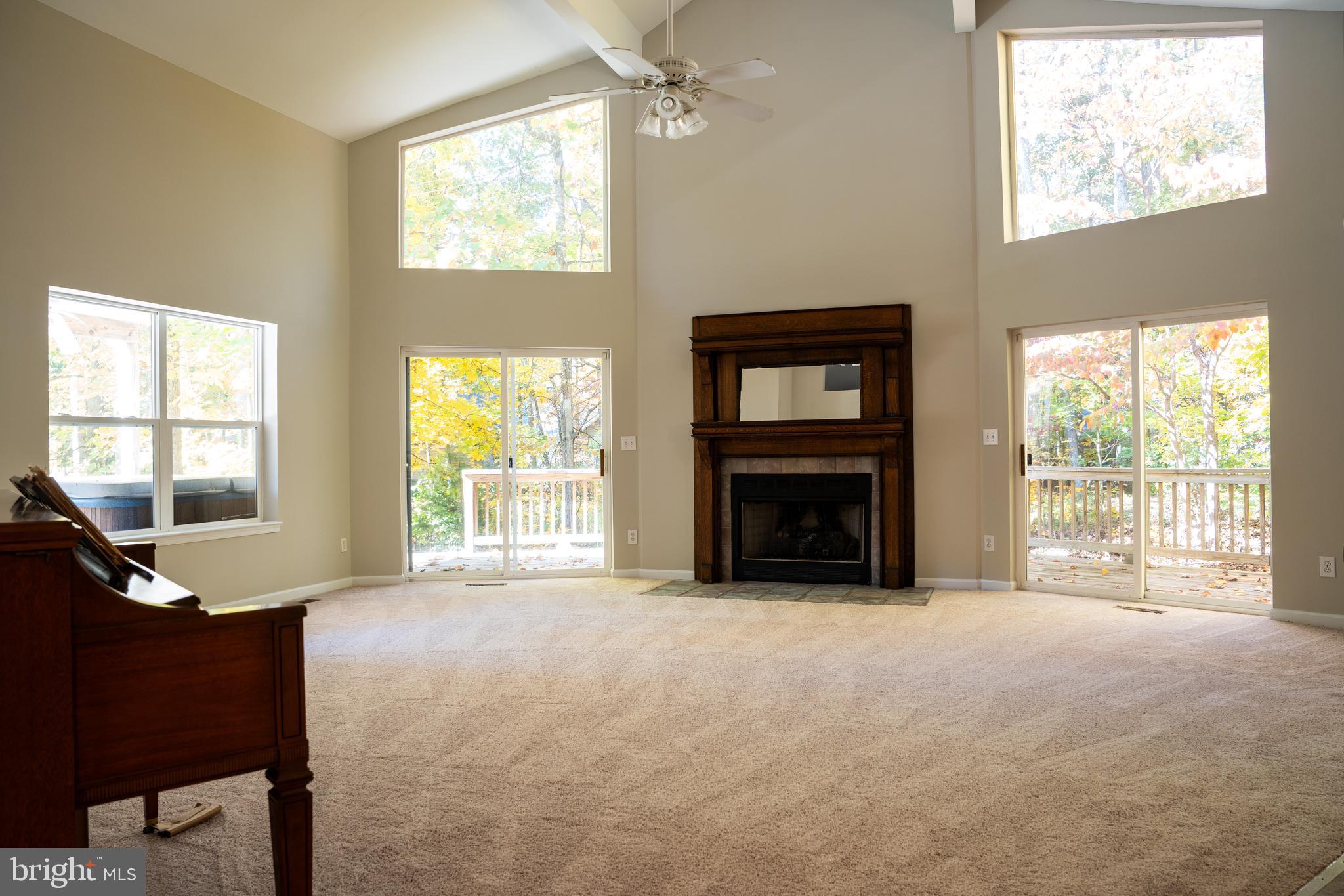 202 Monument ROAD