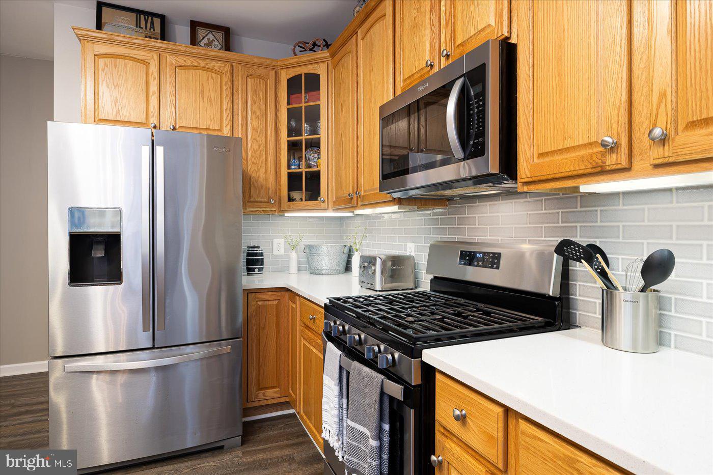 115 Ashlawn COURT