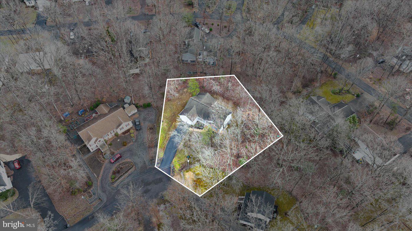 115 Ashlawn COURT