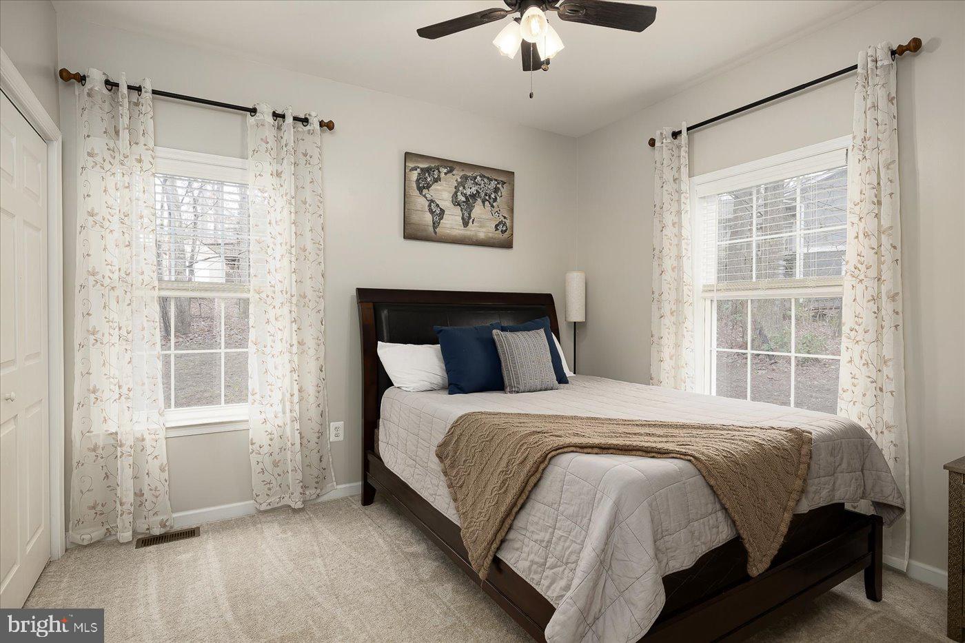 115 Ashlawn COURT