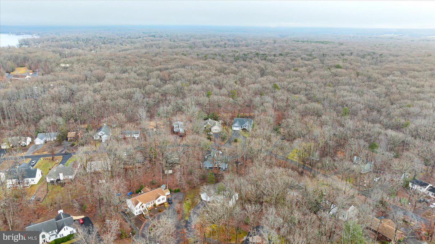 115 Ashlawn COURT