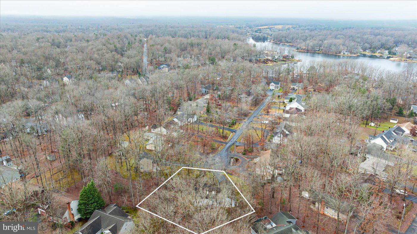 115 Ashlawn COURT