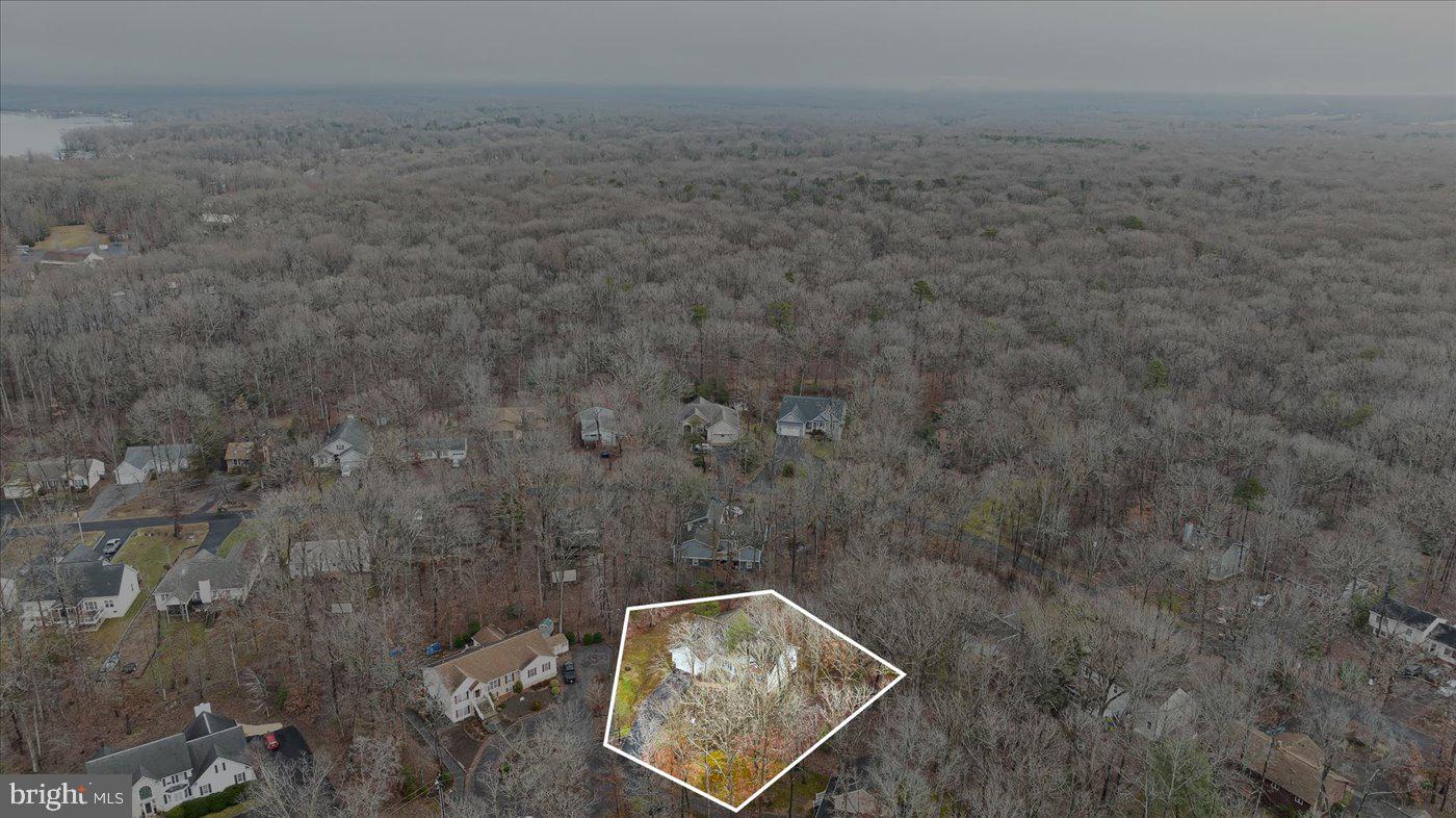 115 Ashlawn COURT