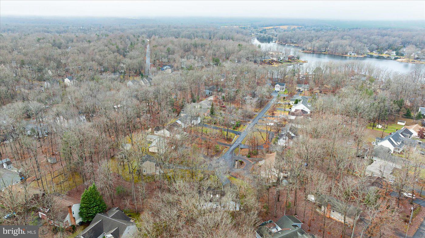 115 Ashlawn COURT