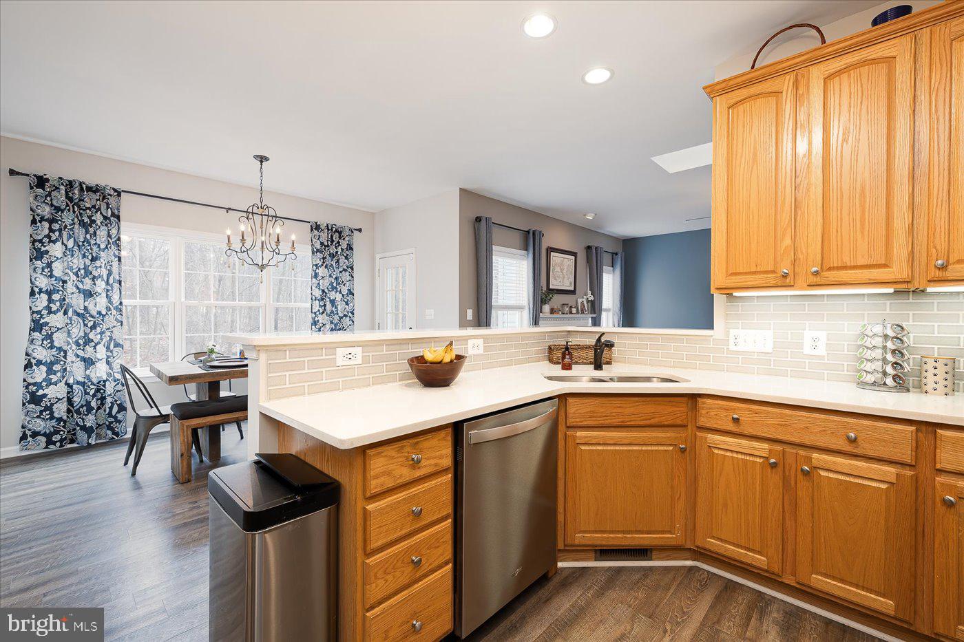 115 Ashlawn COURT