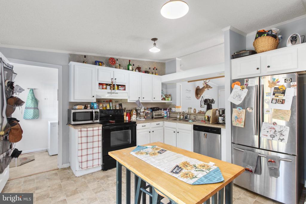 3320 Rapidan Hills Dr