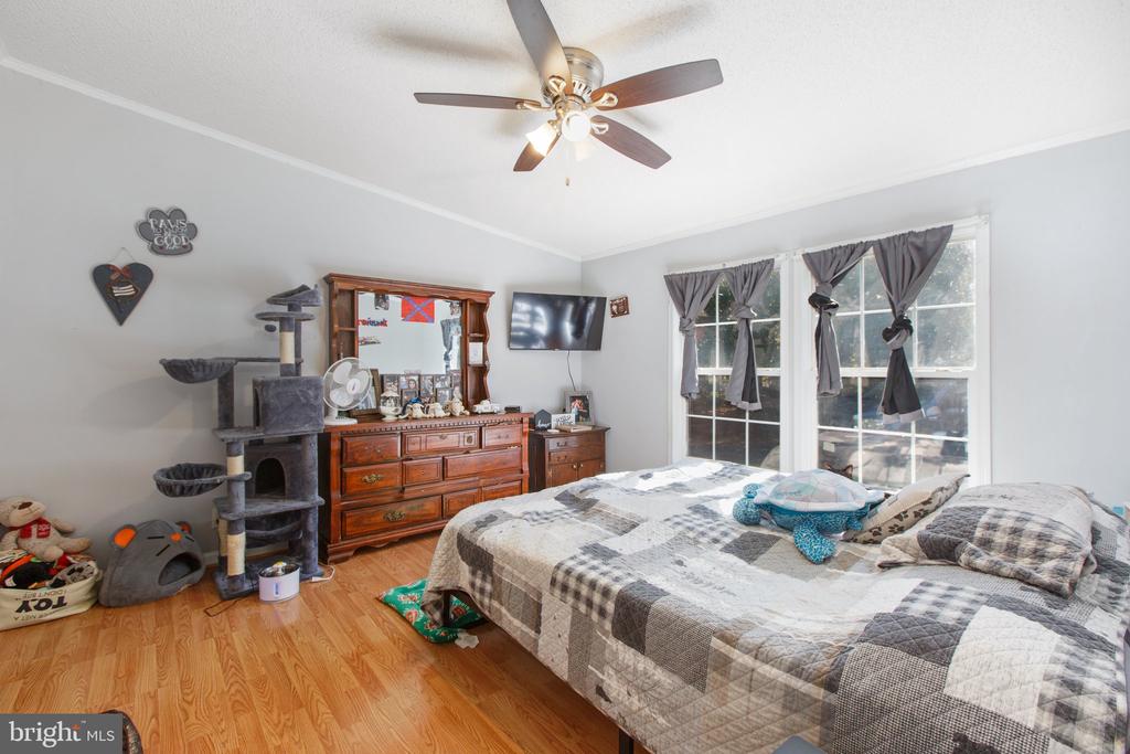 3320 Rapidan Hills Dr