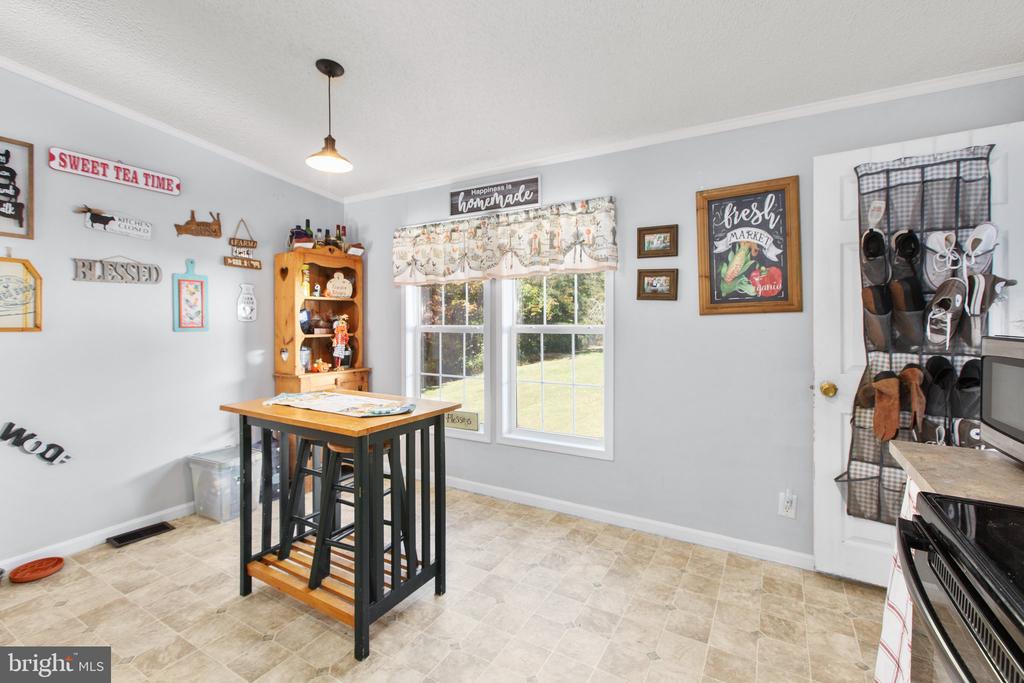 3320 Rapidan Hills Dr