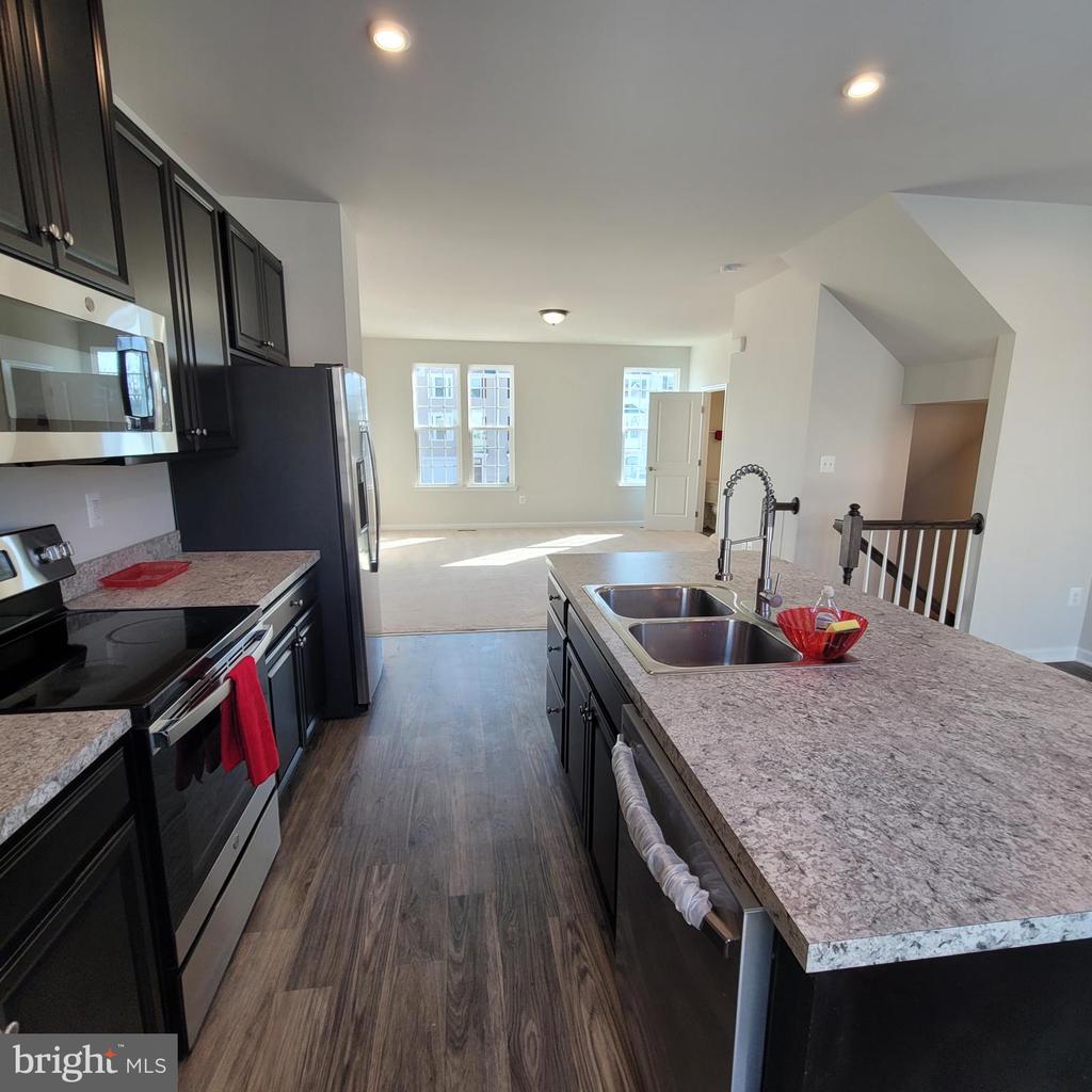 36099 FAWN LN