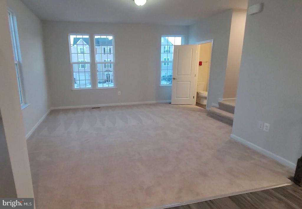 36099 FAWN LN