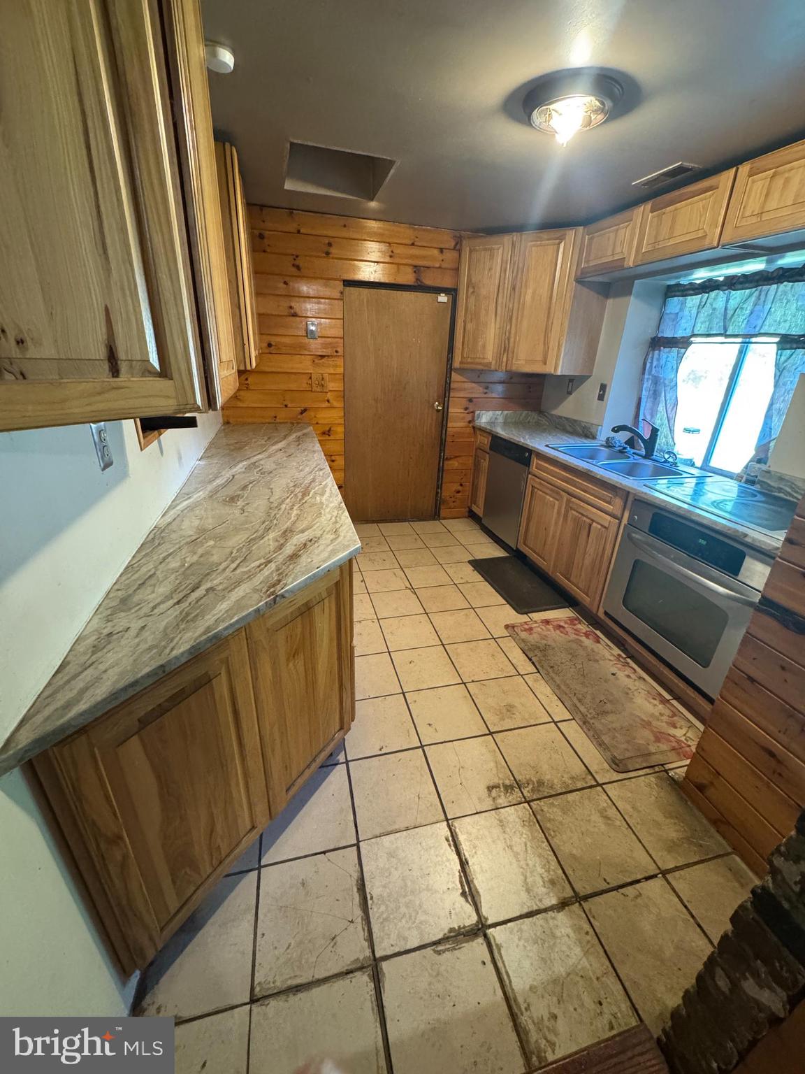 11418 Cox Mill