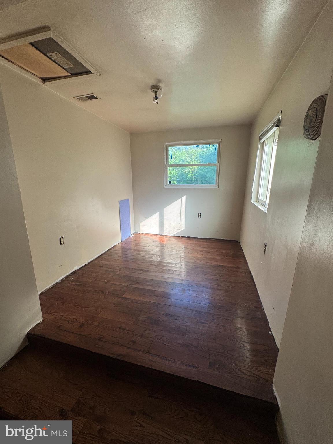 11418 Cox Mill