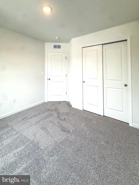 2584 COUGAR LN