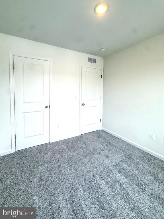 2584 COUGAR LN