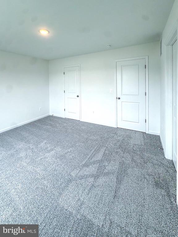 2584 COUGAR LN