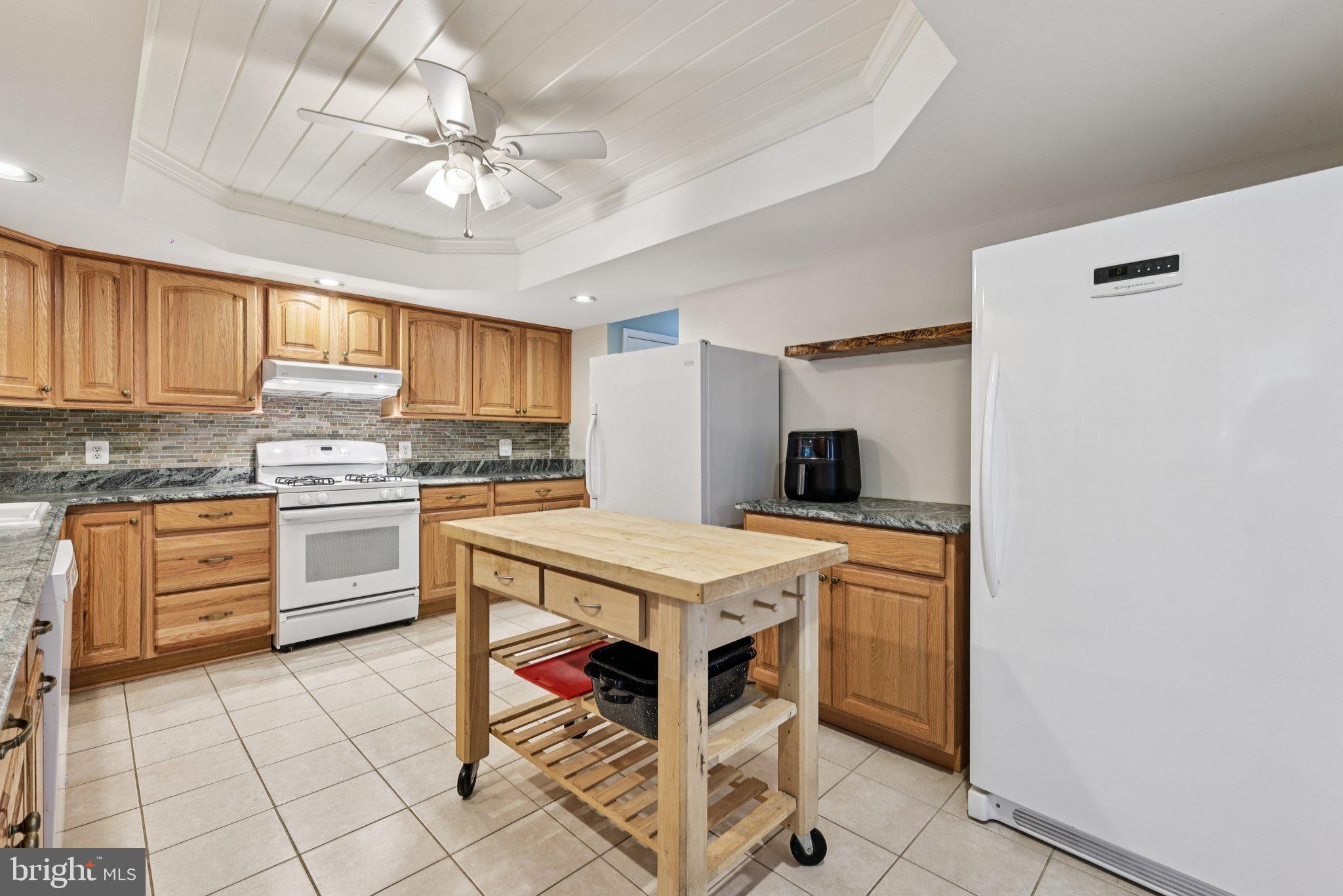 238 WASHINGTON STREET