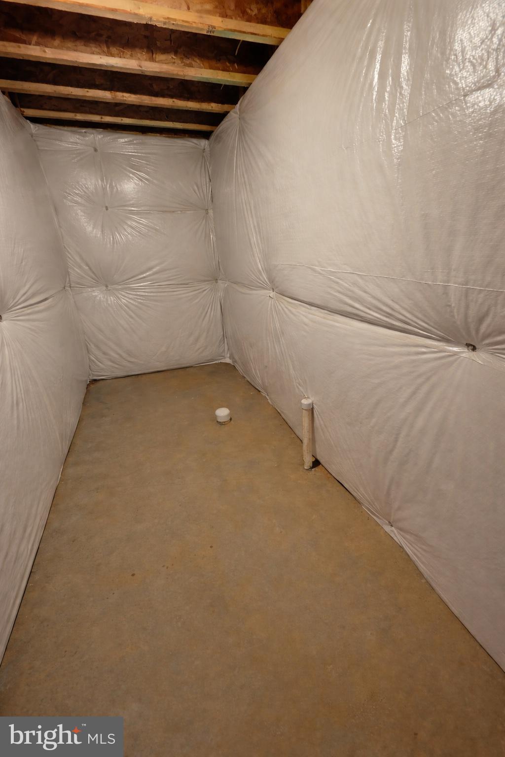 35623 PINE NEEDLE LANE