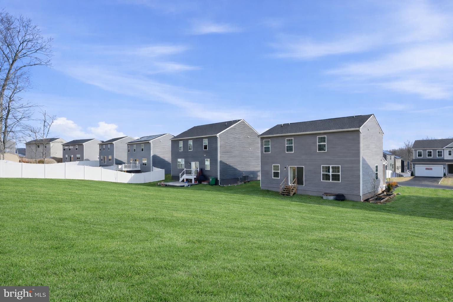 35623 PINE NEEDLE LANE